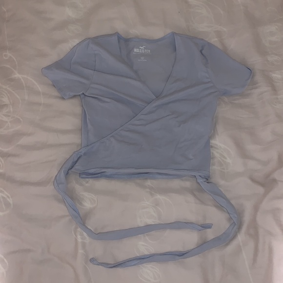 Hollister must have multi-way wrap top - Picture 2 of 7